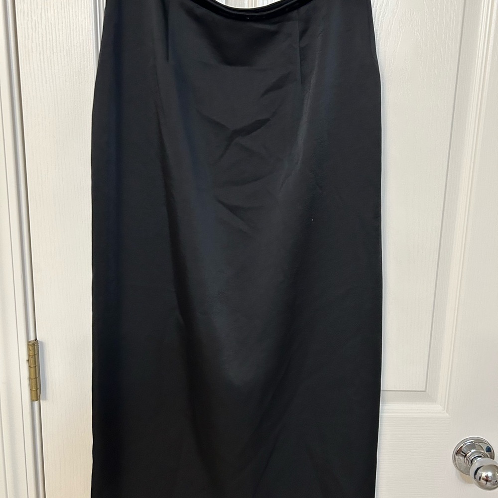 Vince Charcoal Midi Skirt with Side Slit in Black Size 4 - Picture 7 of 7